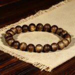 Nha Trang Yellow Kynam Bracelet ,Nha Trang agarwood beads close up,natural Vietnam agarwood bracelet,8mm agarwood beaded bracelet,agarwood natural material，agarwood bracelet handcrafted beads