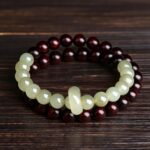 red sandalwood,clear jade beads