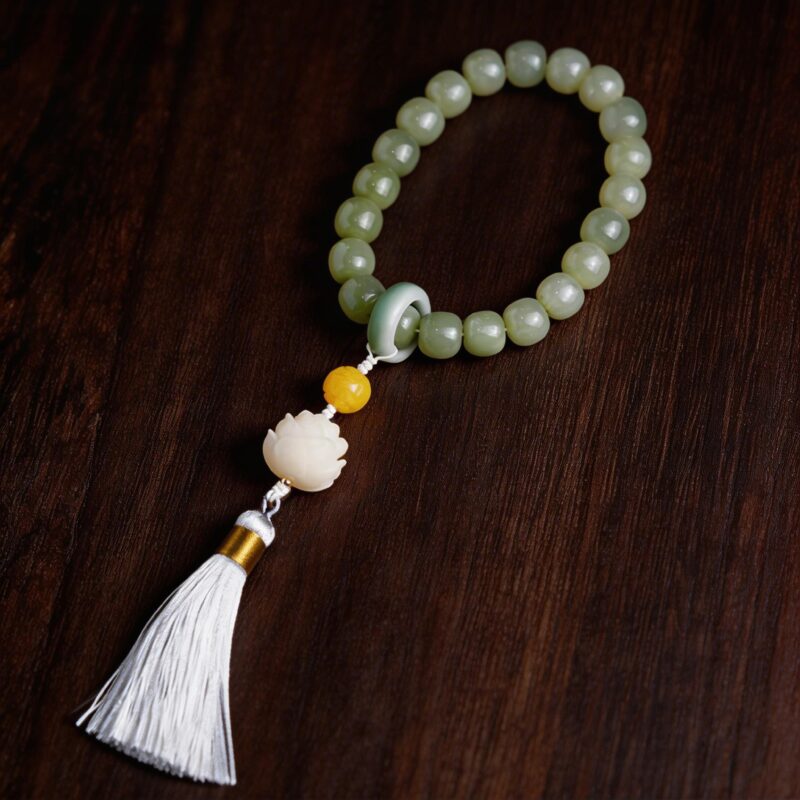 hetian green jade,handheld beads