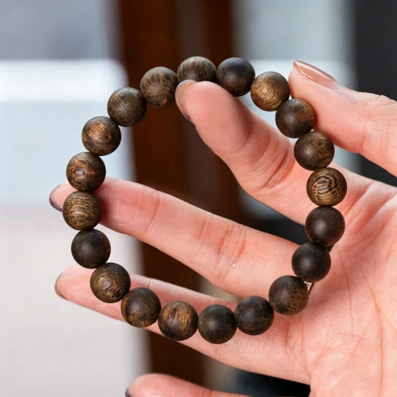 Hainan Yingge Green Qinan Agarwood Bracelet
