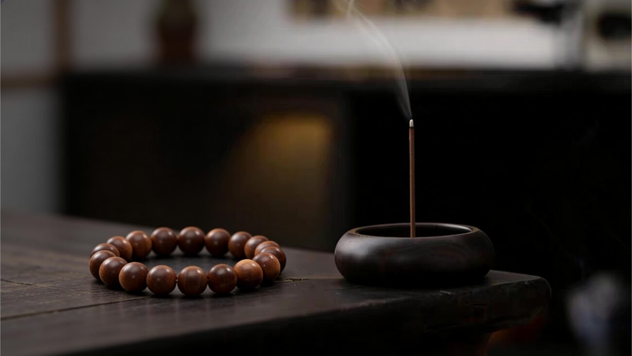 Journal on craftsmanship – a quiet space for reflection, materials, and objects