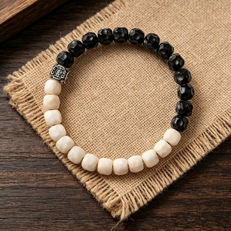 yin-yang-bracelet-taiji-coconut-pedicle-white-bodhi-taoist-symbols-zen-tao,yin yang bracelet